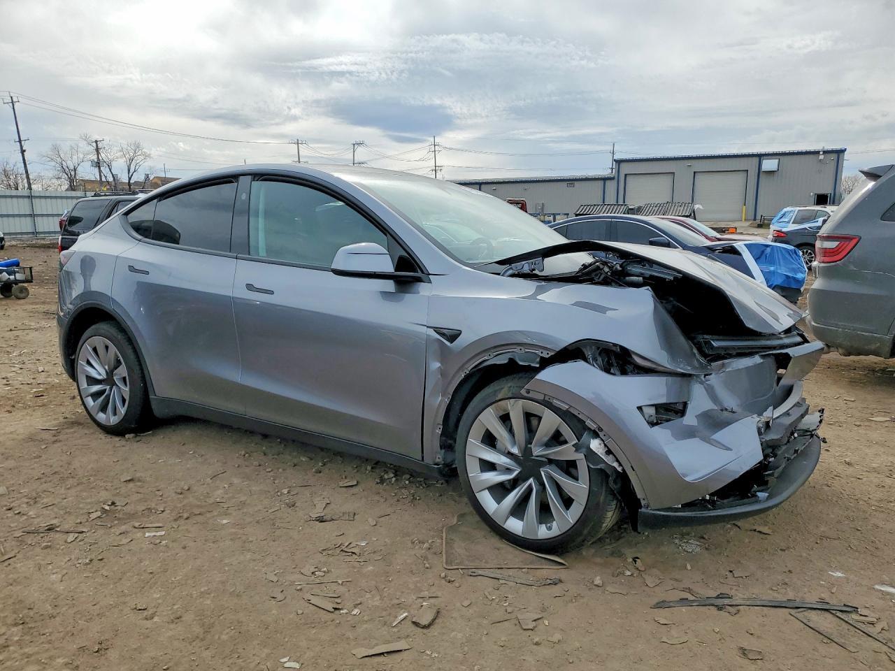 7SAYGDED0TF462794 2026 TESLA Y photo no. 4