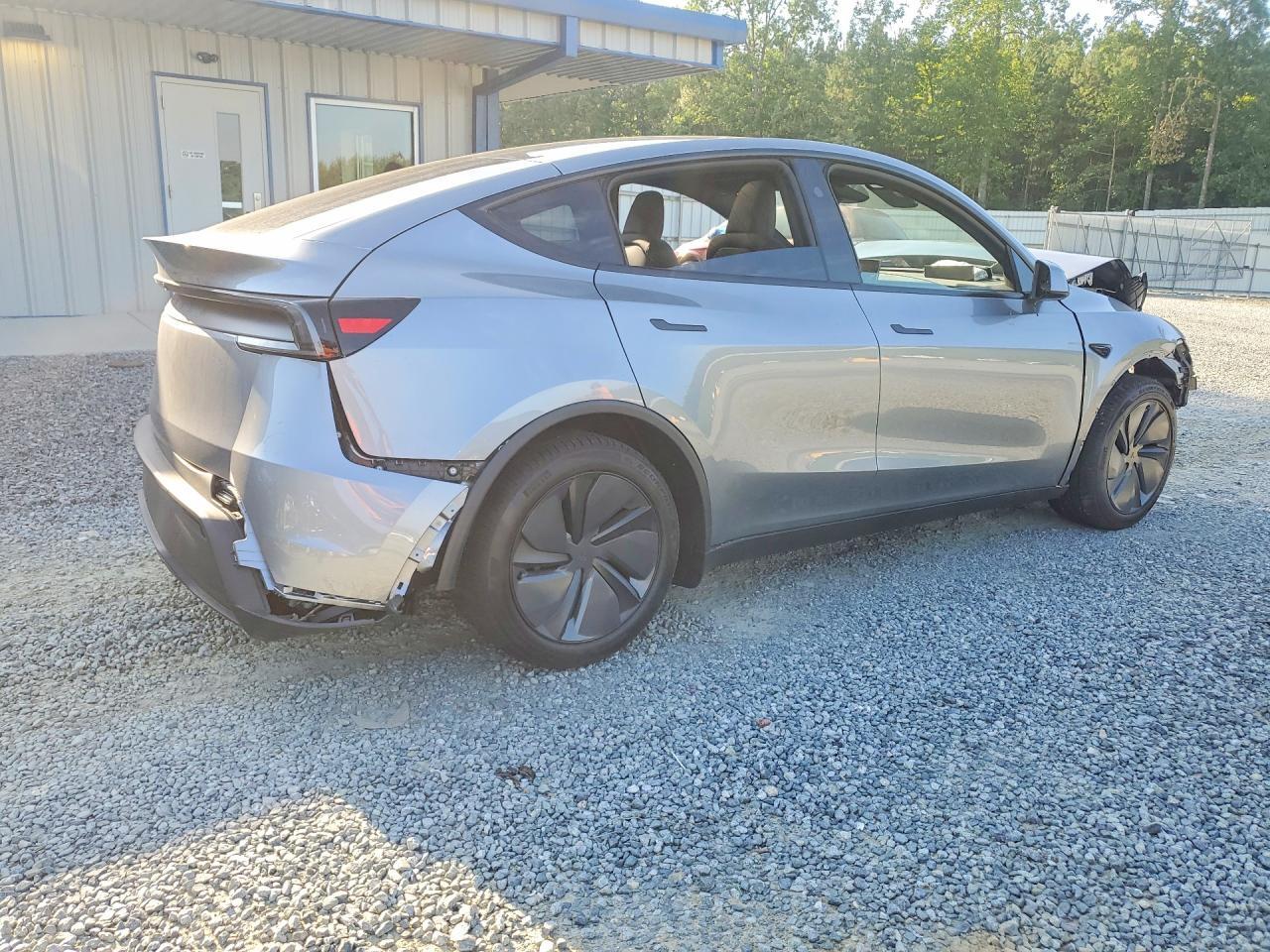 7SAYGDED0TA721829 2026 TESLA MODEL Y photo no. 3
