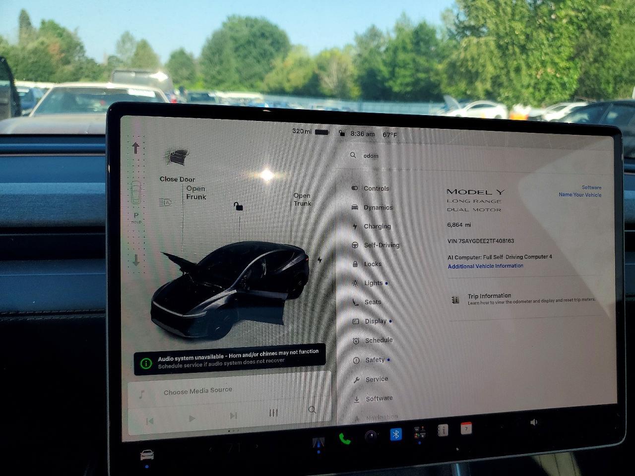 2026 TESLA MODEL Y — Фото 9 из 12