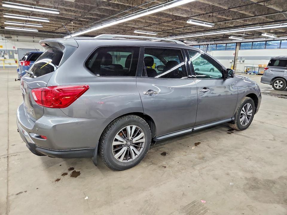 2017 NISSAN PATHFINDER S — Фото 3 из 13