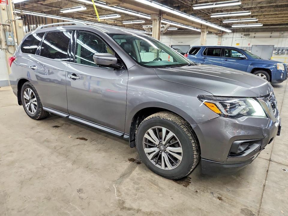 2017 NISSAN PATHFINDER S — Фото 4 из 13