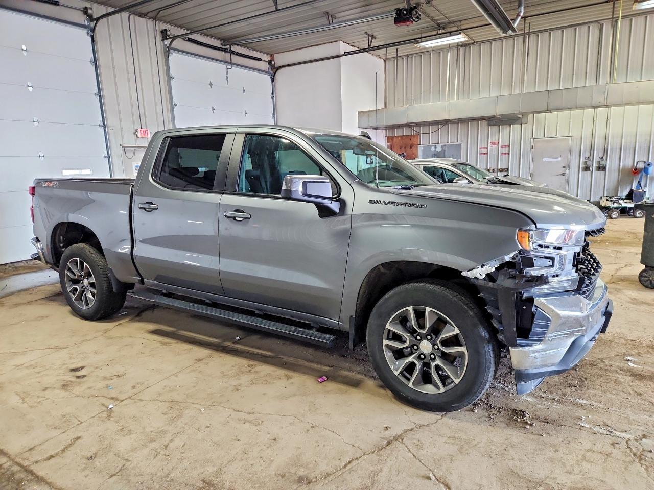 2022 CHEVROLET SILVERADO LTD K1500 LT-L — Фото 4 из 12