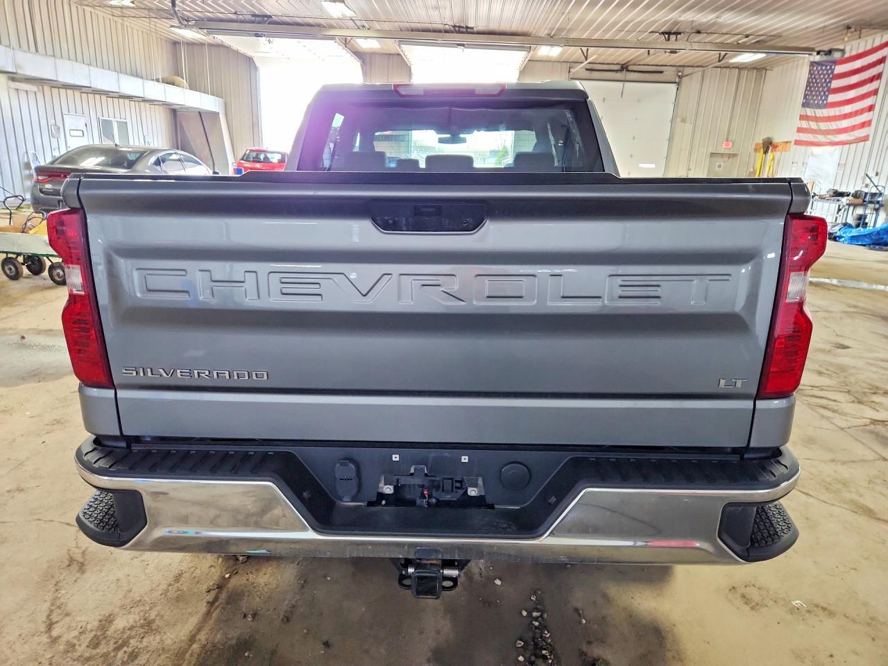2022 CHEVROLET SILVERADO LTD K1500 LT-L — Фото 6 из 12