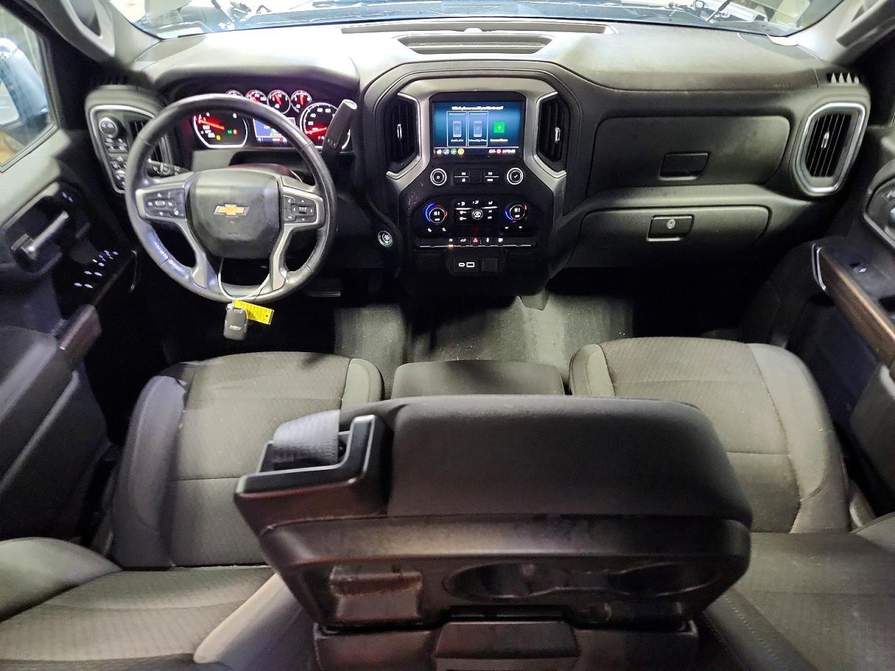 2022 CHEVROLET SILVERADO LTD K1500 LT-L — Фото 8 из 12