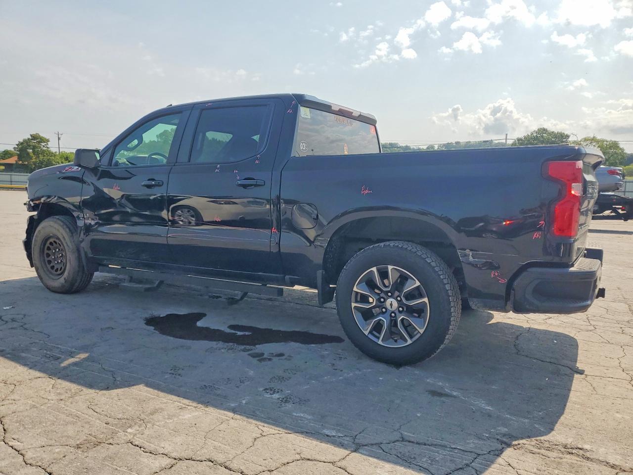 2022 CHEVROLET SILVERADO LTD K1500 RST — Фото 2 из 12