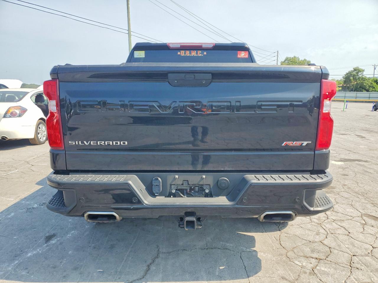 2022 CHEVROLET SILVERADO LTD K1500 RST — Фото 6 из 12
