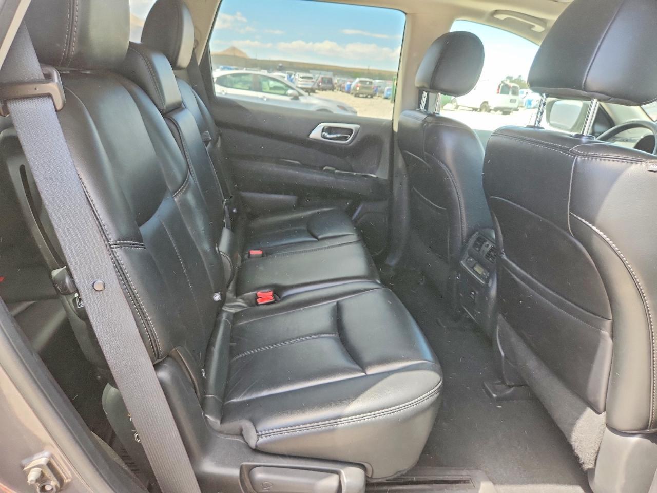 5N1DR2MM9HC606791 2017 NISSAN PATHFINDER photo no. 11
