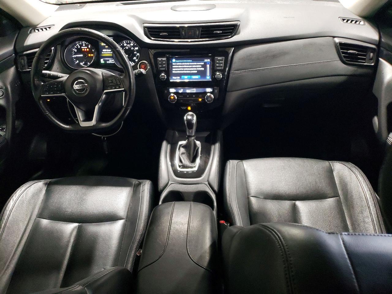 2017 NISSAN ROGUE SL — Фото 8 из 12