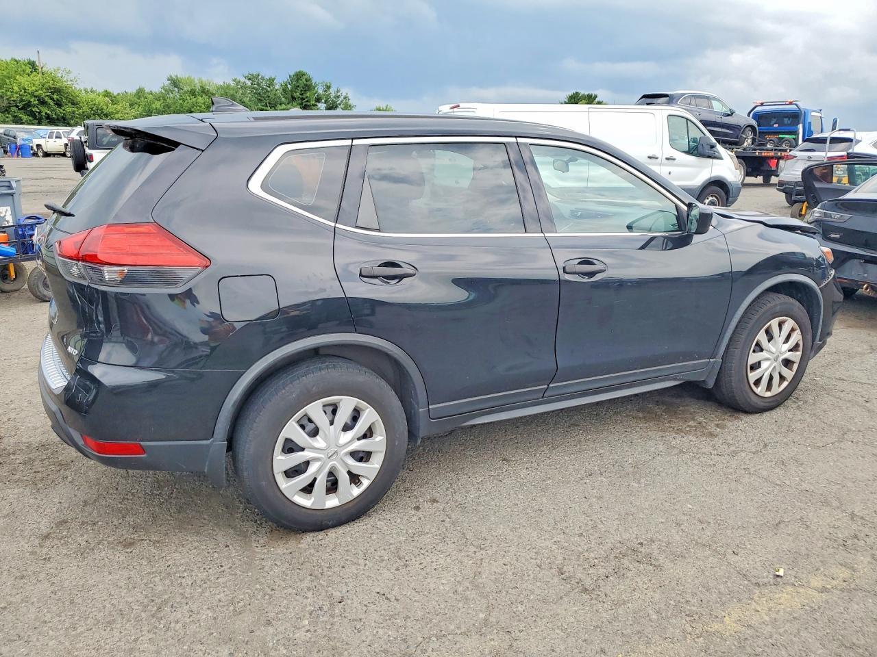 2017 NISSAN ROGUE S — Фото 3 из 14