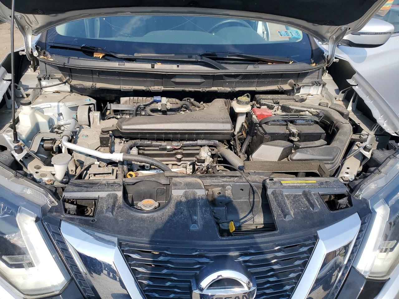 2017 NISSAN ROGUE SV — Фото 12 из 13