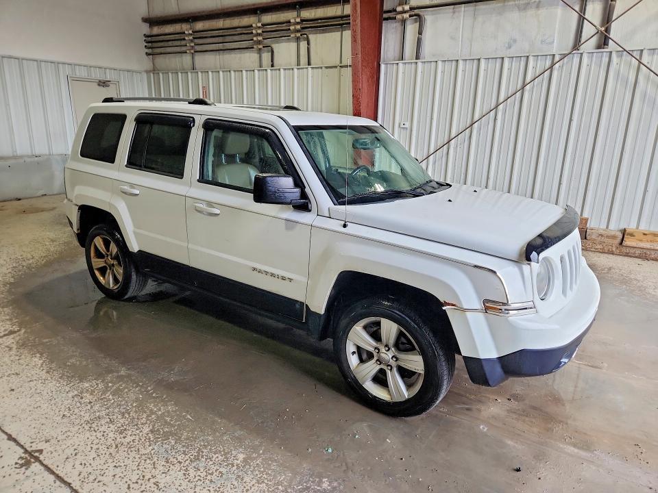 1C4NJRCB6ED626057 2014 JEEP PATRIOT photo no. 4