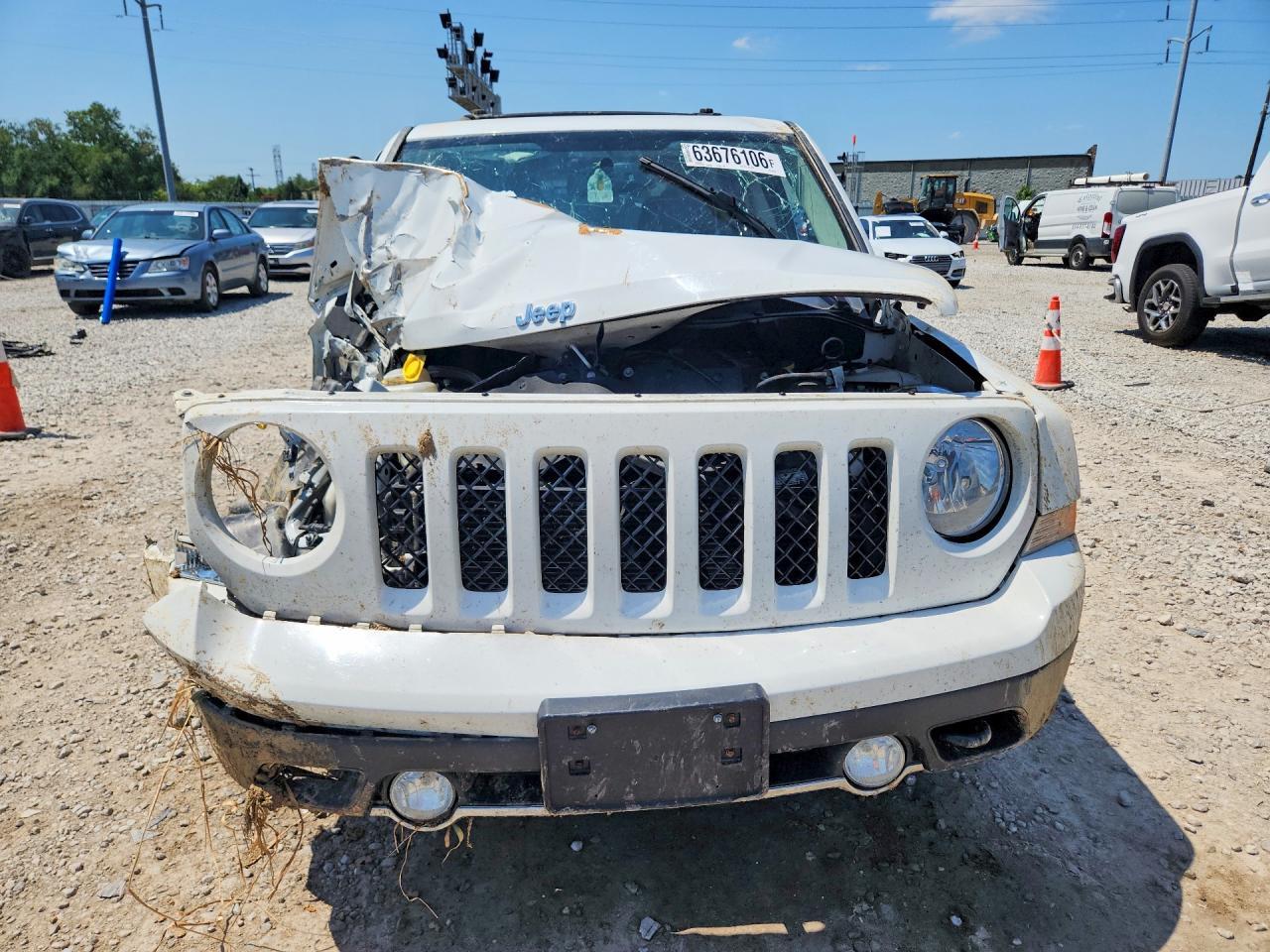 2014 JEEP PATRIOT LATITUDE — Фото 5 из 13