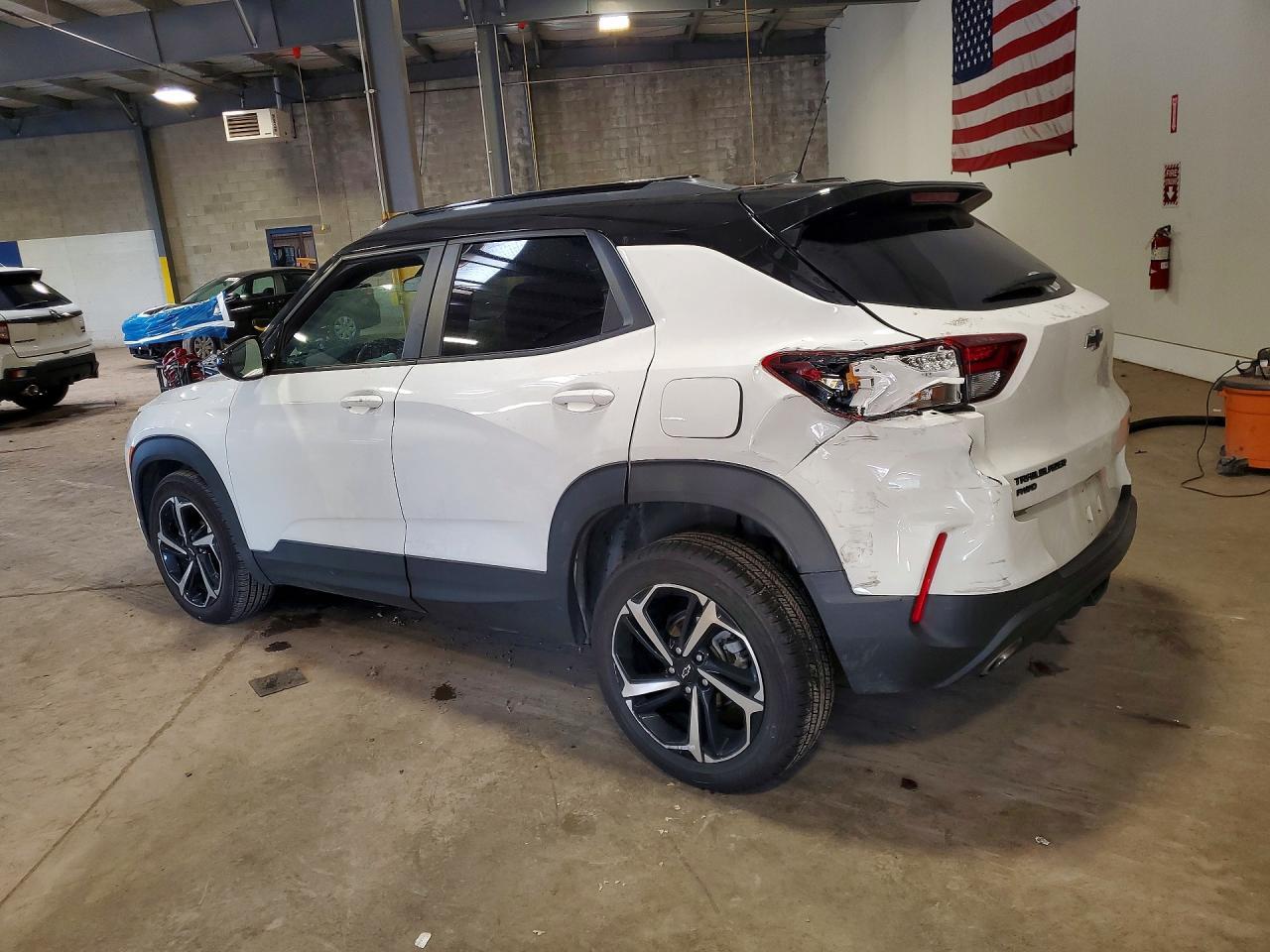 2022 CHEVROLET TRAILBLAZER RS — Фото 2 из 13