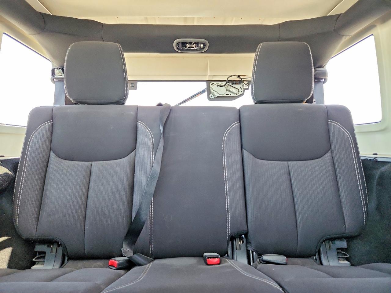 2014 JEEP WRANGLER UNLIMITED SAHARA — Фото 10 из 13