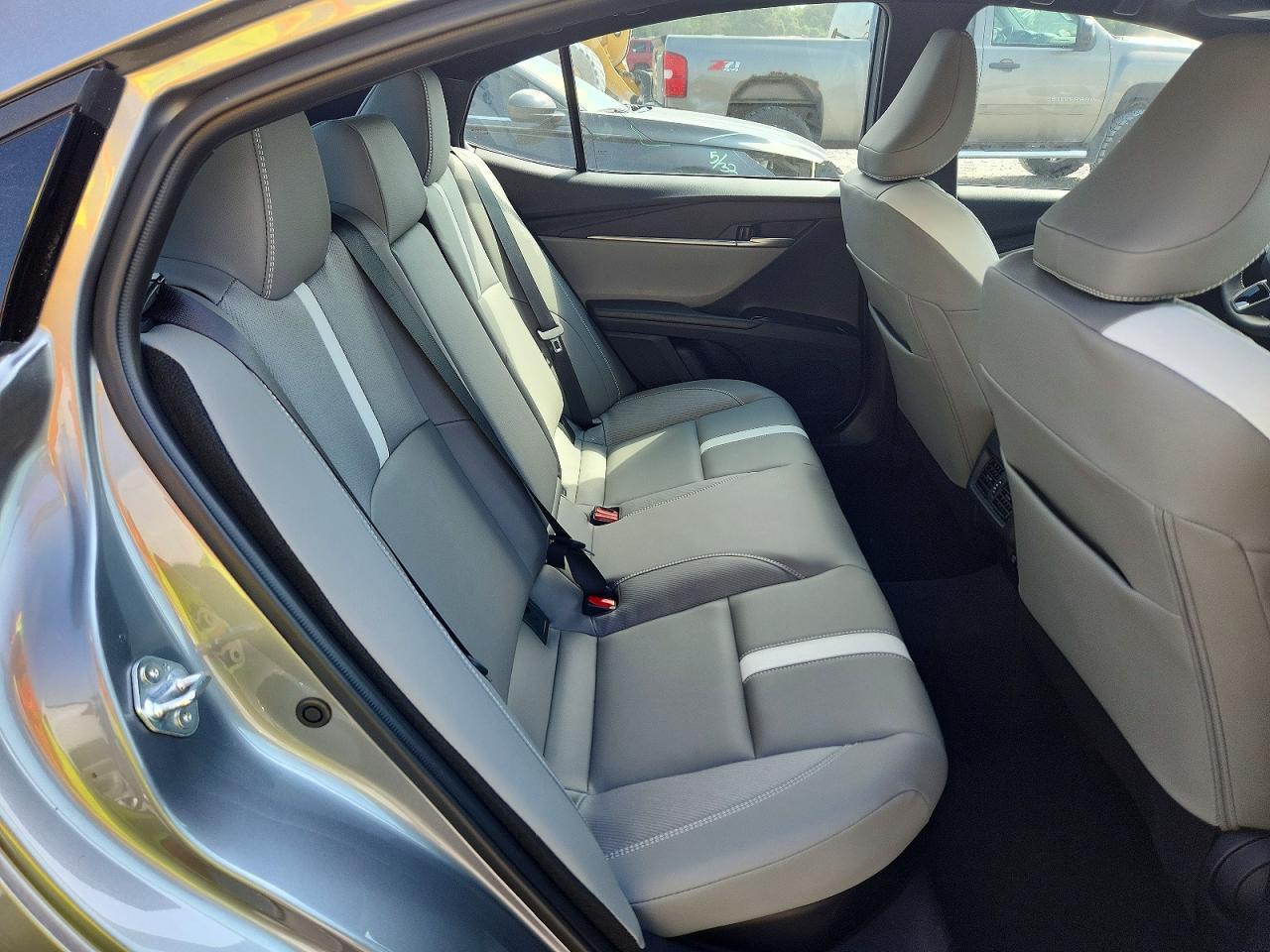 2026 TOYOTA CAMRY SE — Фото 10 из 12