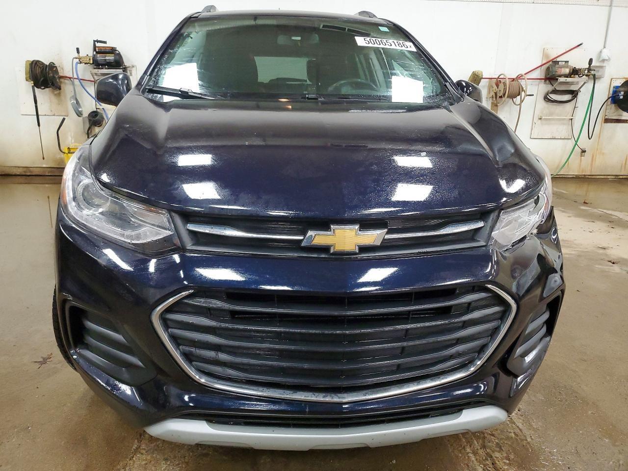 2022 CHEVROLET TRAX 1LT — Фото 5 из 13