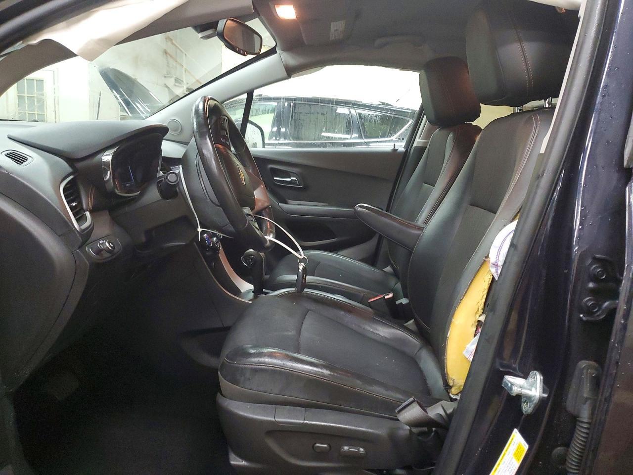 2022 CHEVROLET TRAX 1LT — Фото 7 из 13