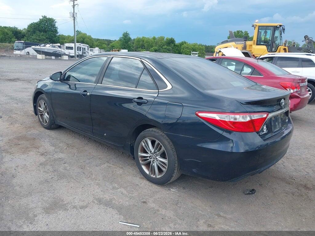 4T1BF1FK5FU052582 2015 TOYOTA CAMRY photo no. 3