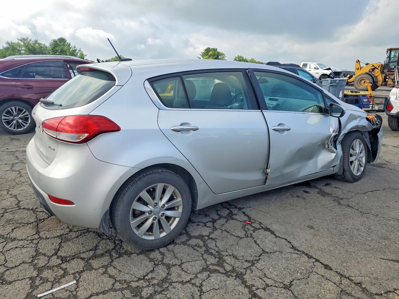 2014 KIA FORTE EX — Фото 3 из 12