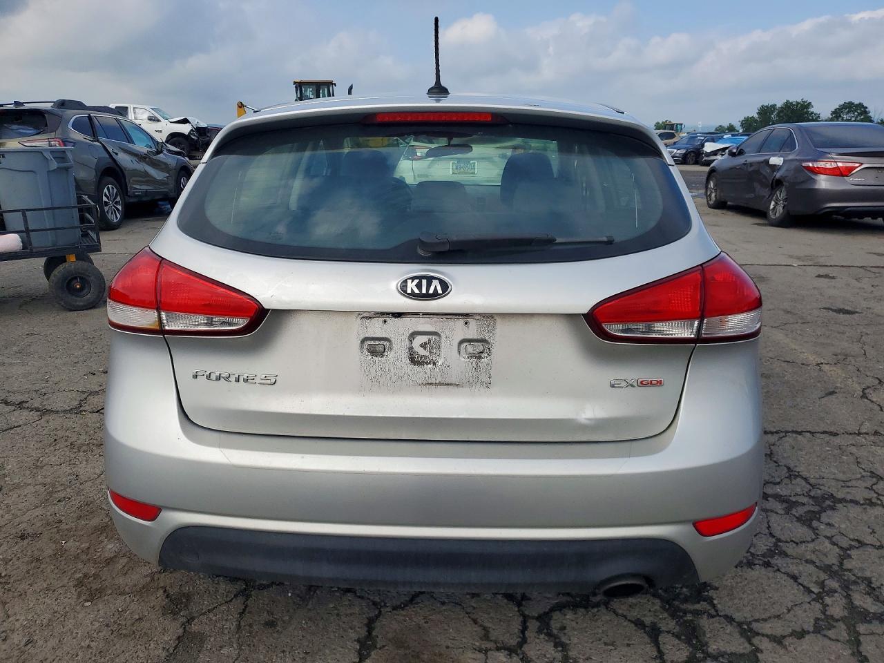 2014 KIA FORTE EX — Фото 6 из 12