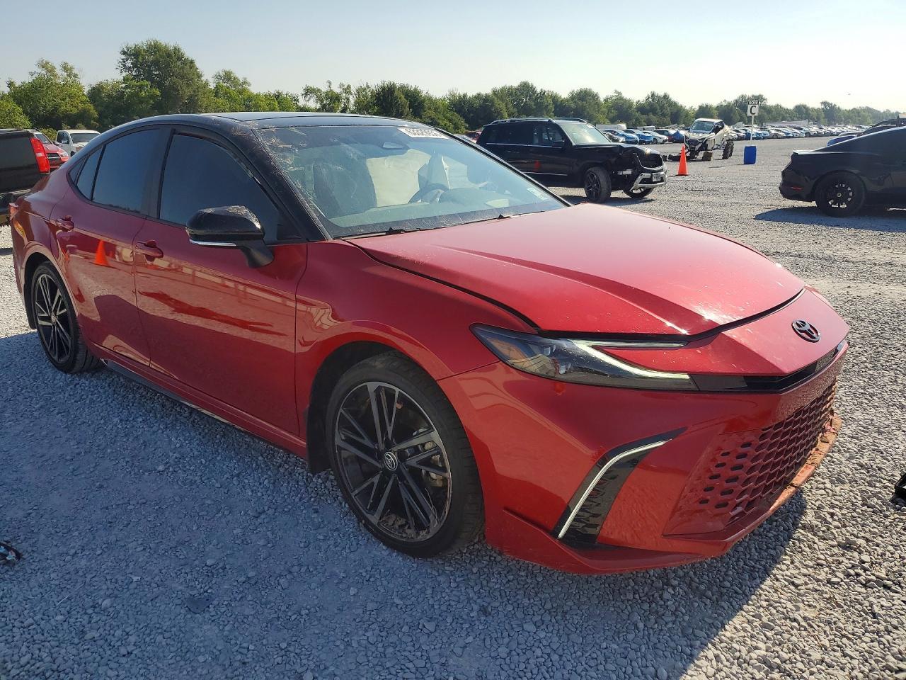 2026 TOYOTA CAMRY XSE — Фото 4 из 13