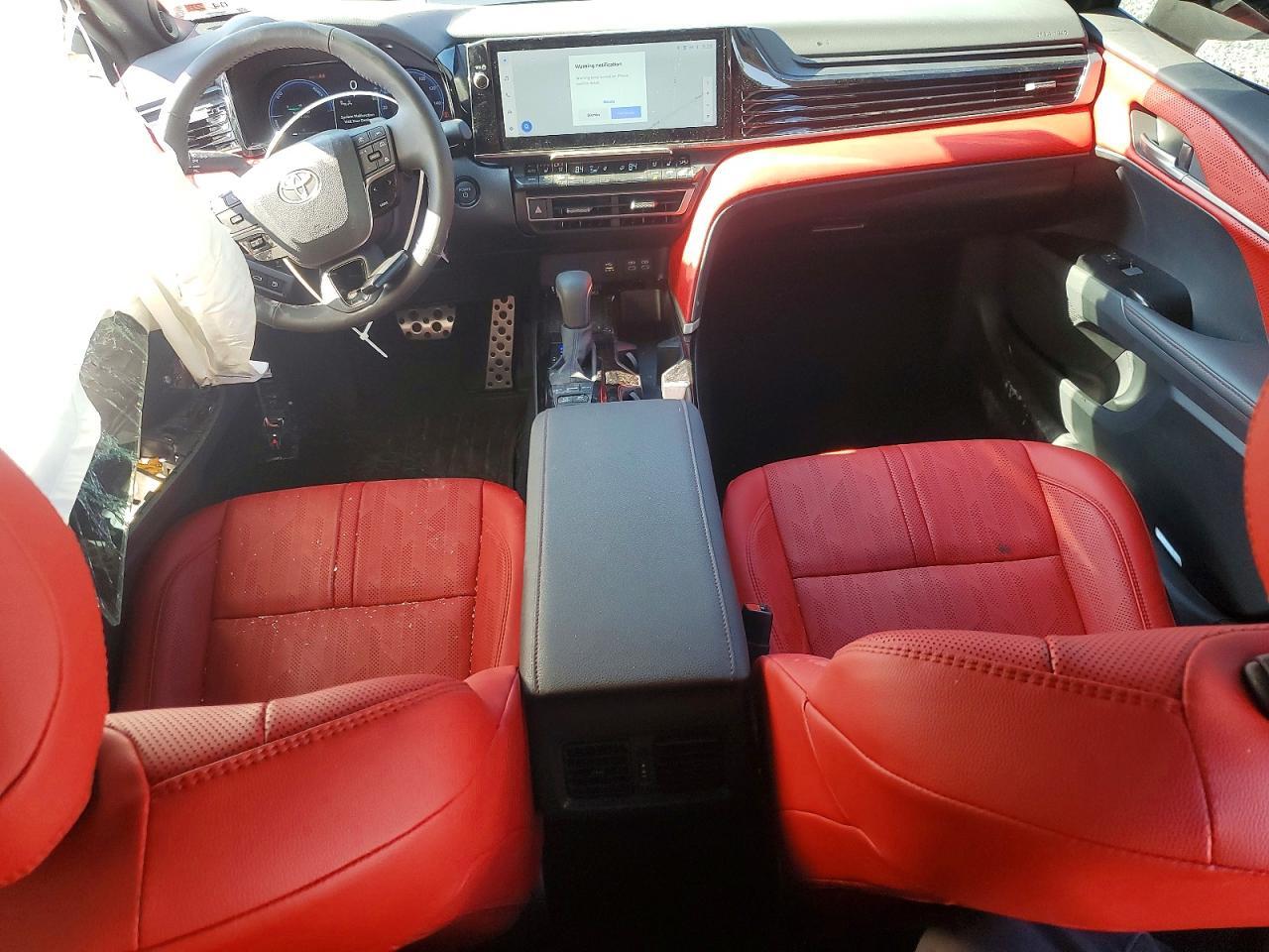 2026 TOYOTA CAMRY XSE — Фото 8 из 13