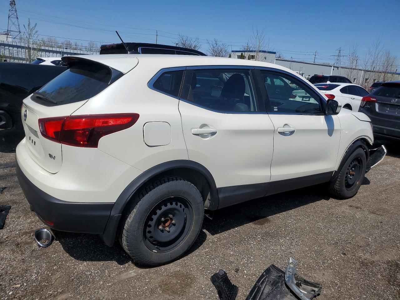 2017 NISSAN ROGUE SPORT S — Фото 3 из 14