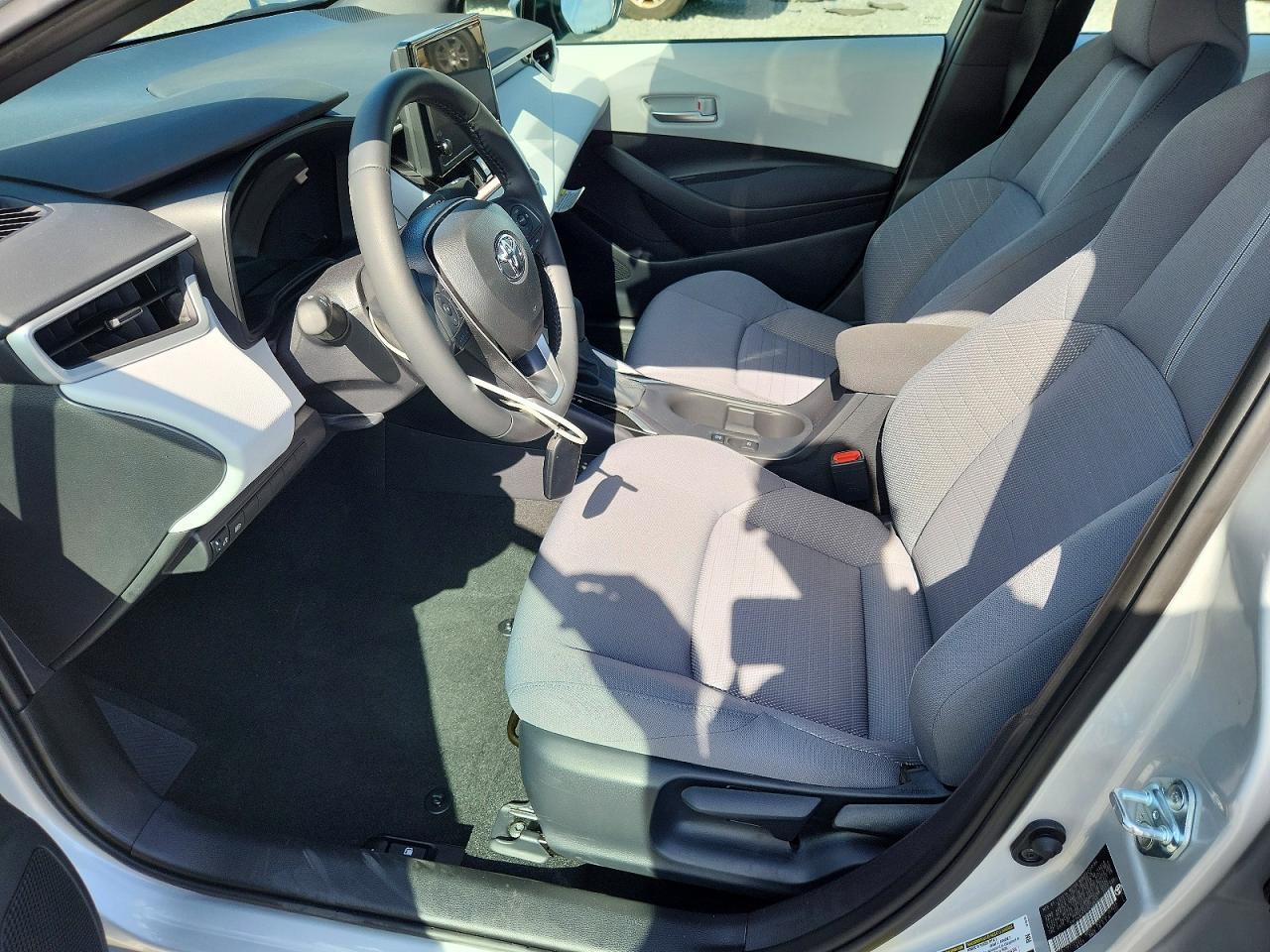 2026 TOYOTA COROLLA SE — Фото 7 из 13