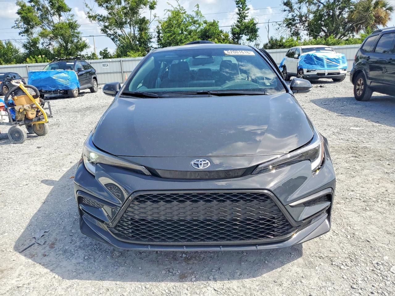 2026 TOYOTA COROLLA SE — Фото 5 из 12