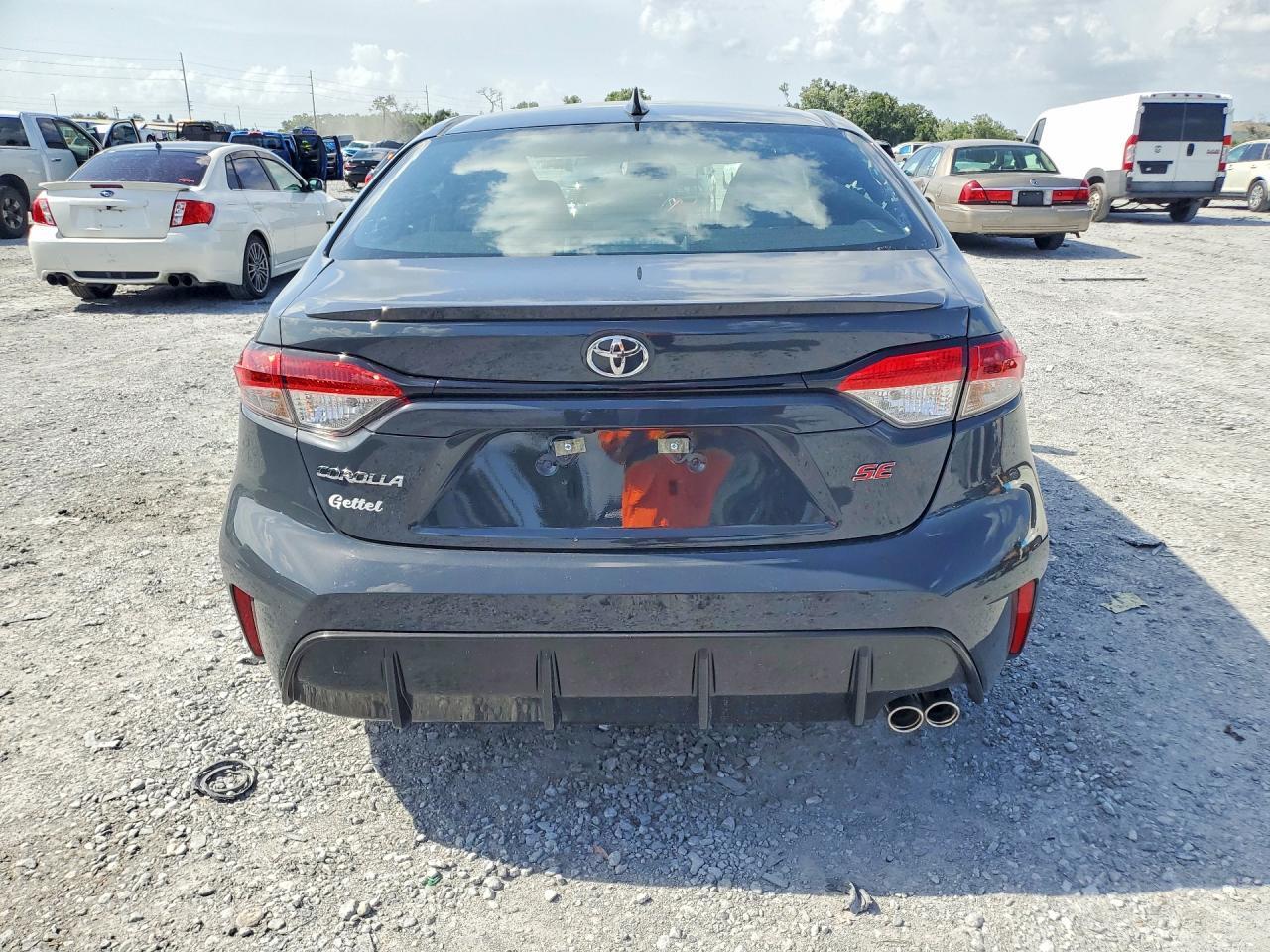2026 TOYOTA COROLLA SE — Фото 6 из 12