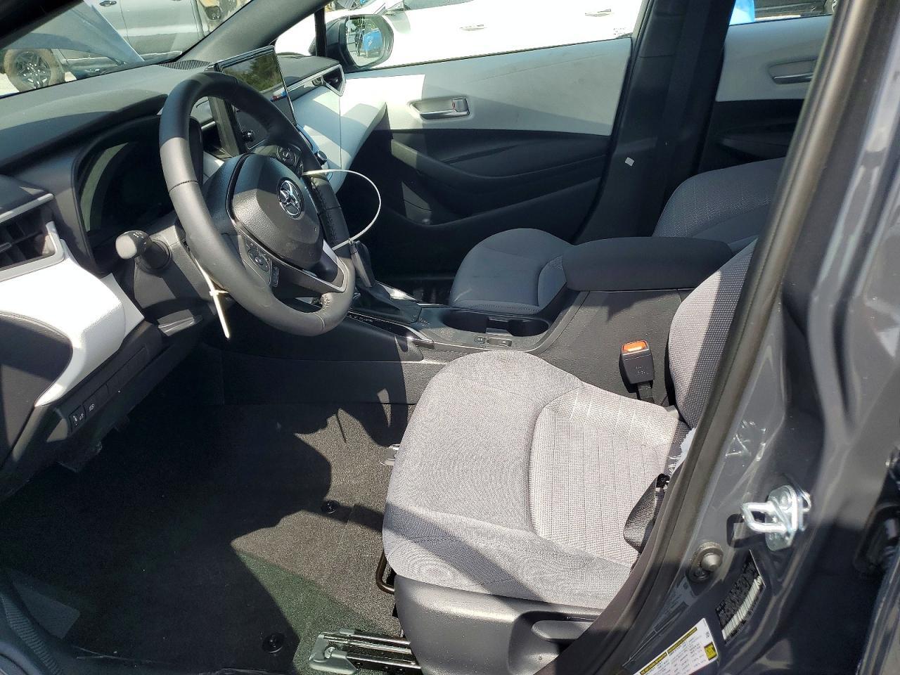 2026 TOYOTA COROLLA SE — Фото 7 из 12