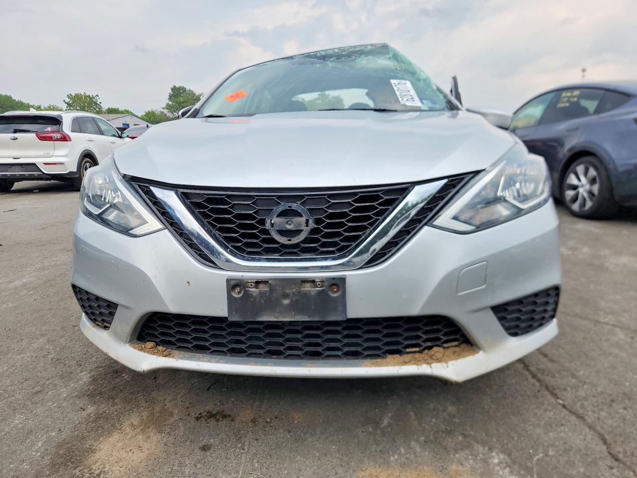 2017 NISSAN SENTRA SV — Фото 5 из 12