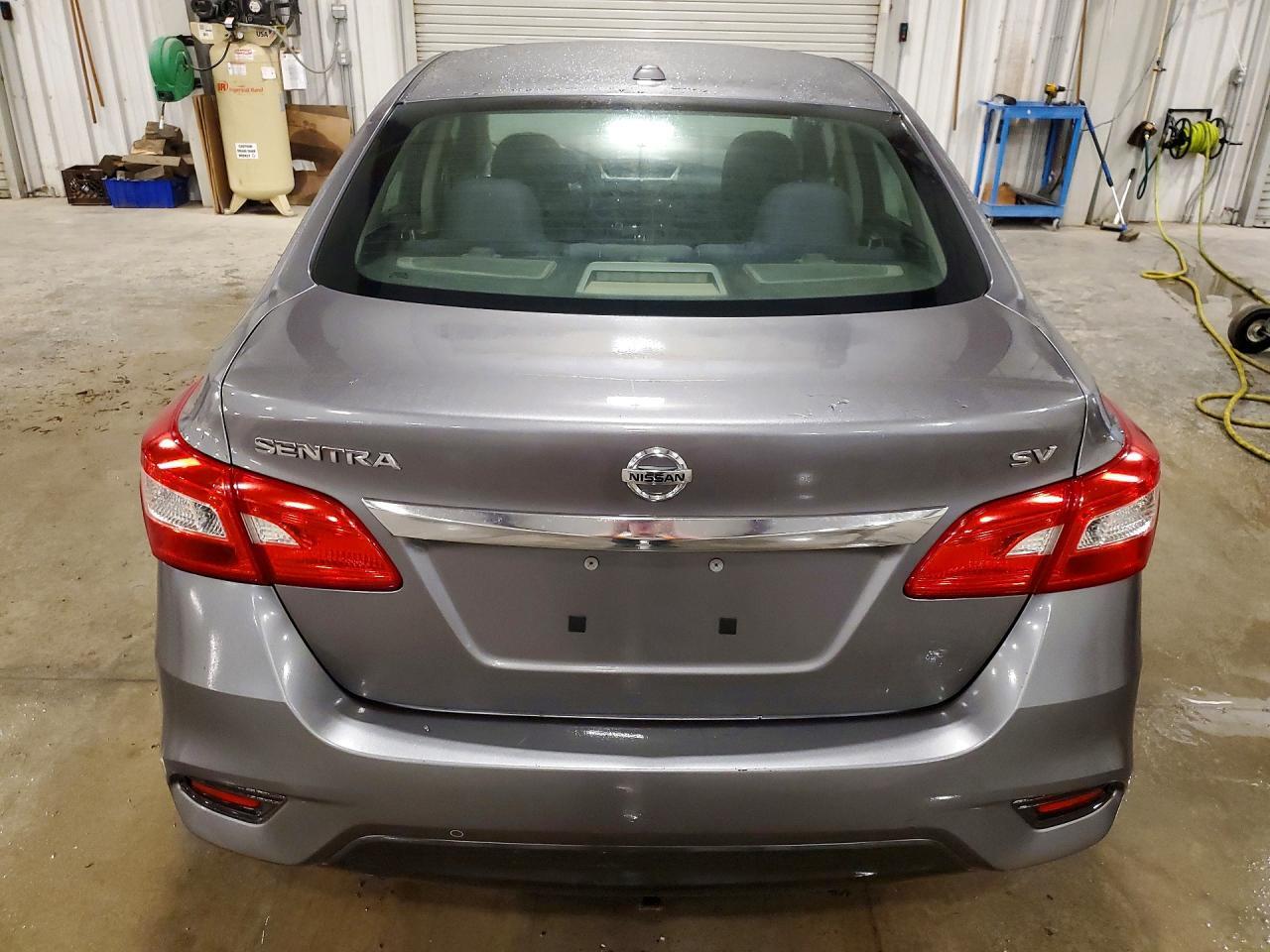 2017 NISSAN SENTRA SV — Фото 6 из 12