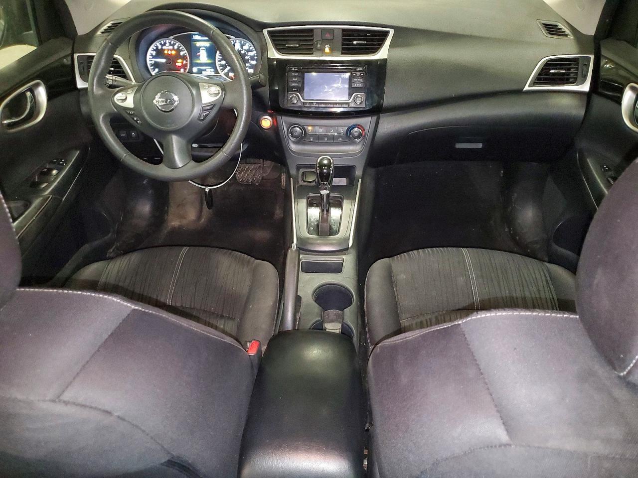 2017 NISSAN SENTRA SV — Фото 8 из 12