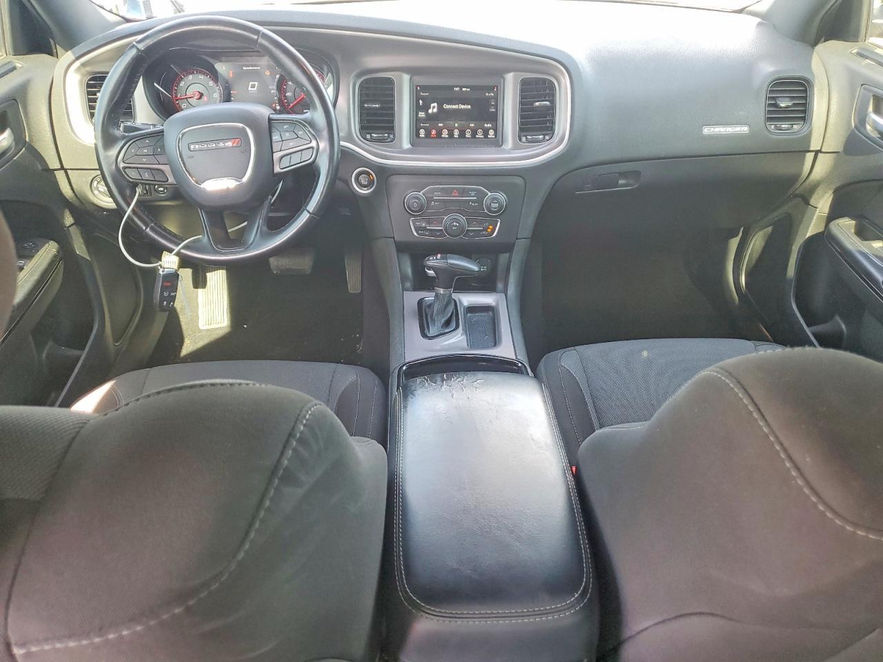 2022 DODGE CHARGER SXT — Фото 8 из 13