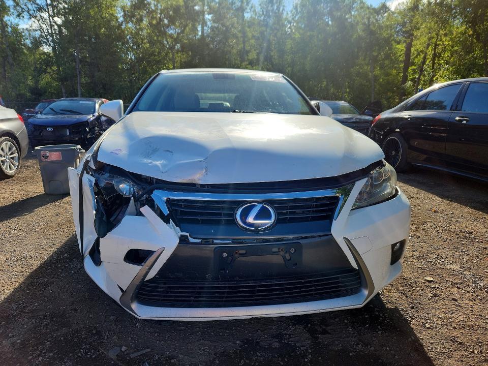 2014 LEXUS CT 200 — Фото 5 из 12