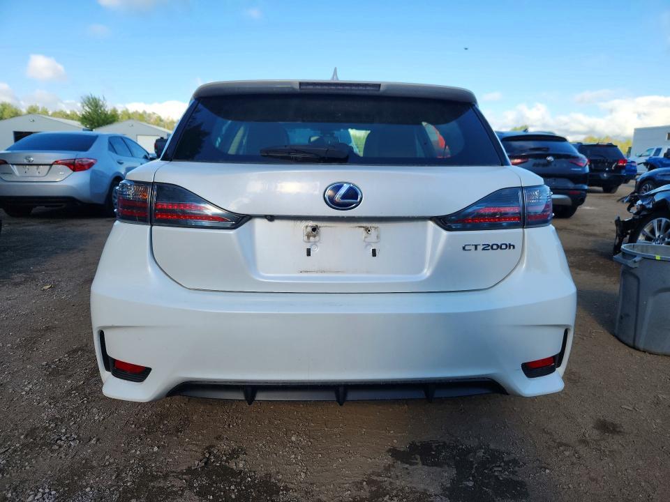 2014 LEXUS CT 200 — Фото 6 из 12