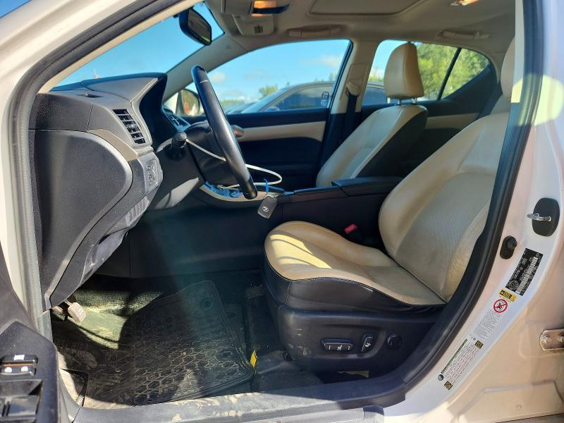 2014 LEXUS CT 200 — Фото 7 из 12