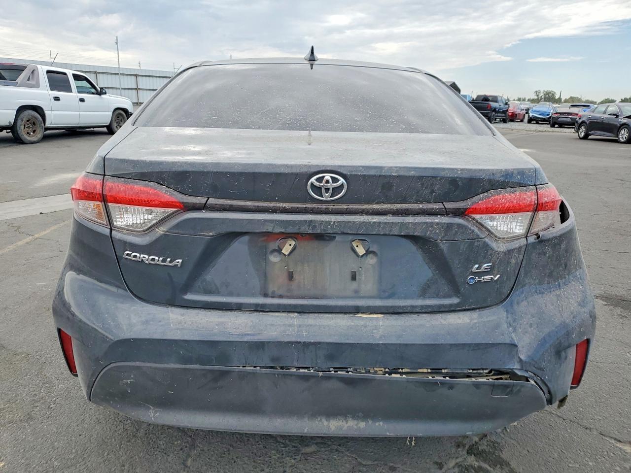 2026 TOYOTA COROLLA HYBRID LE — Фото 6 из 12