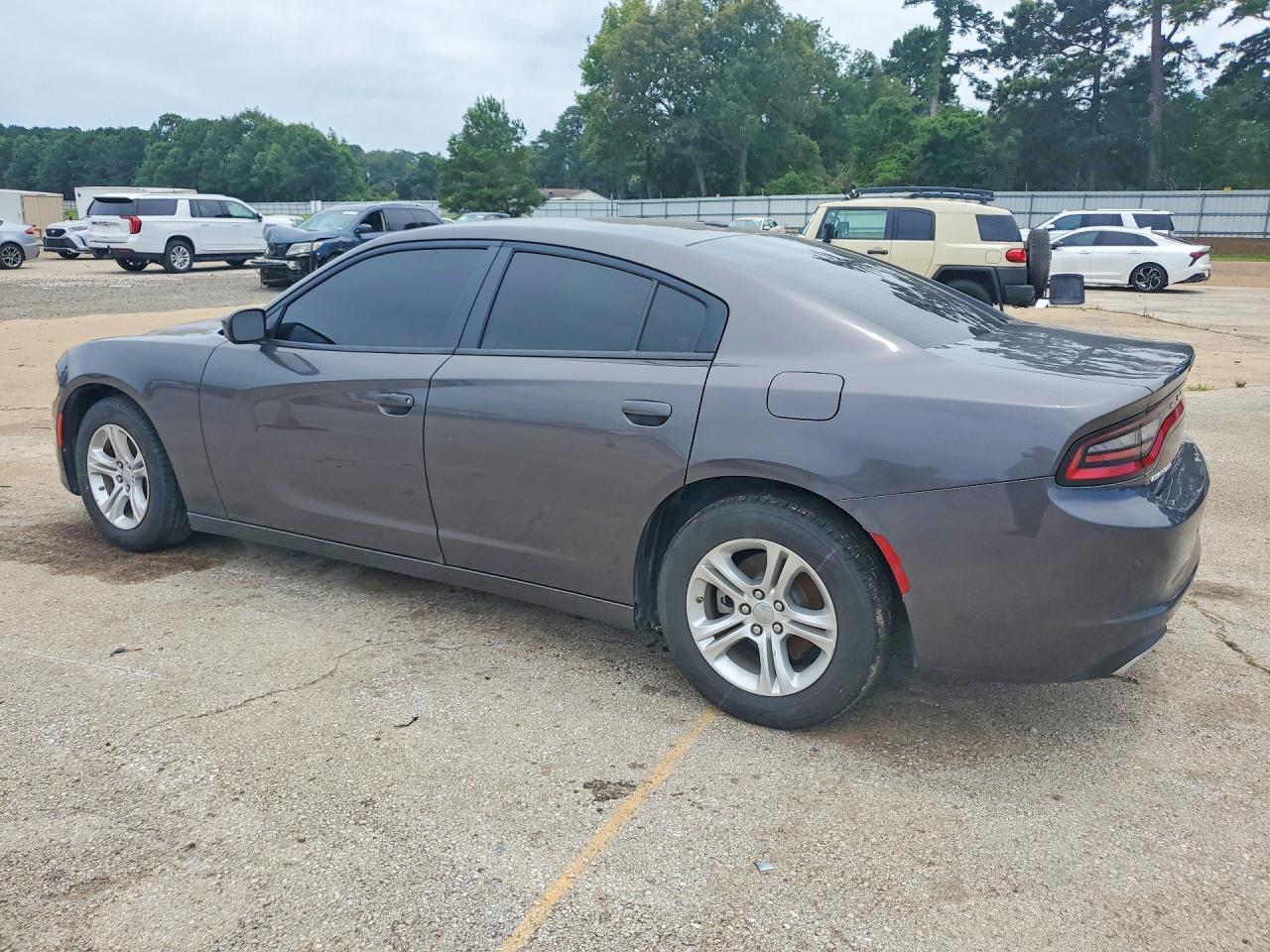 2022 DODGE CHARGER SXT — Фото 2 из 12