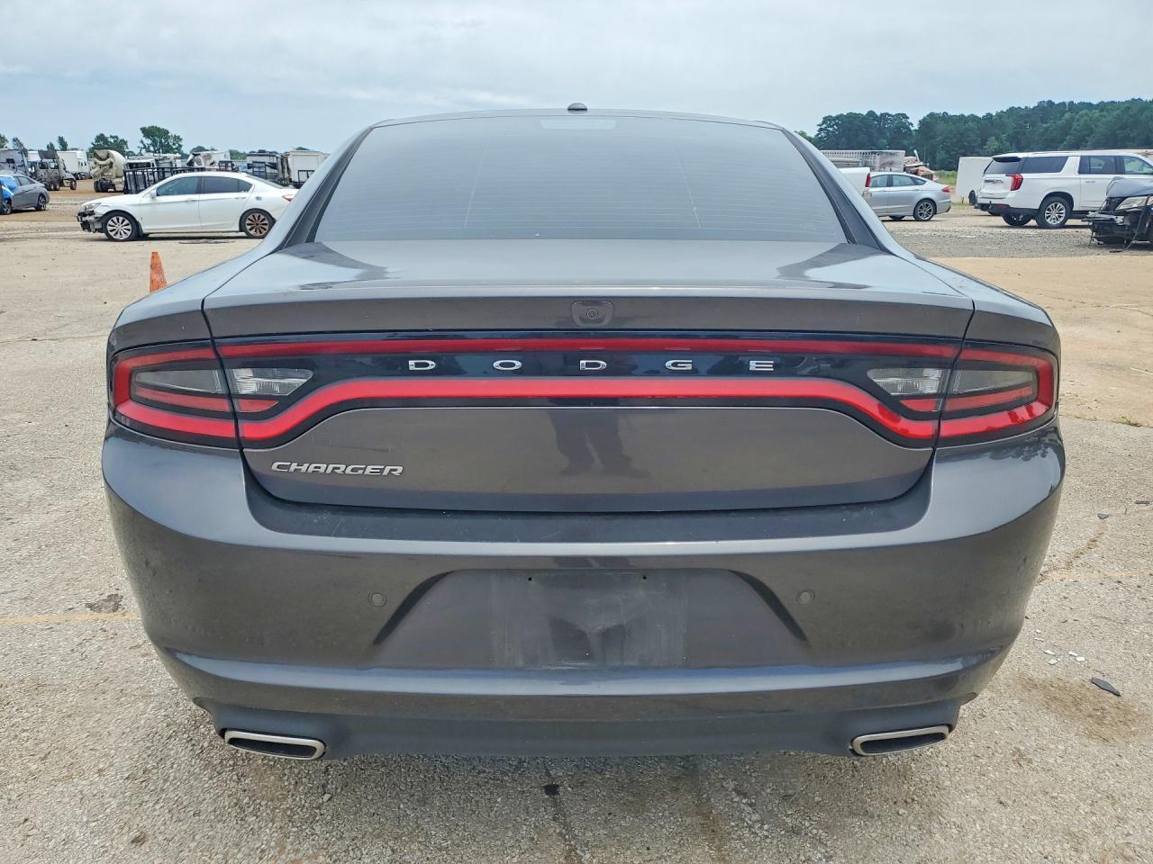 2022 DODGE CHARGER SXT — Фото 6 из 12