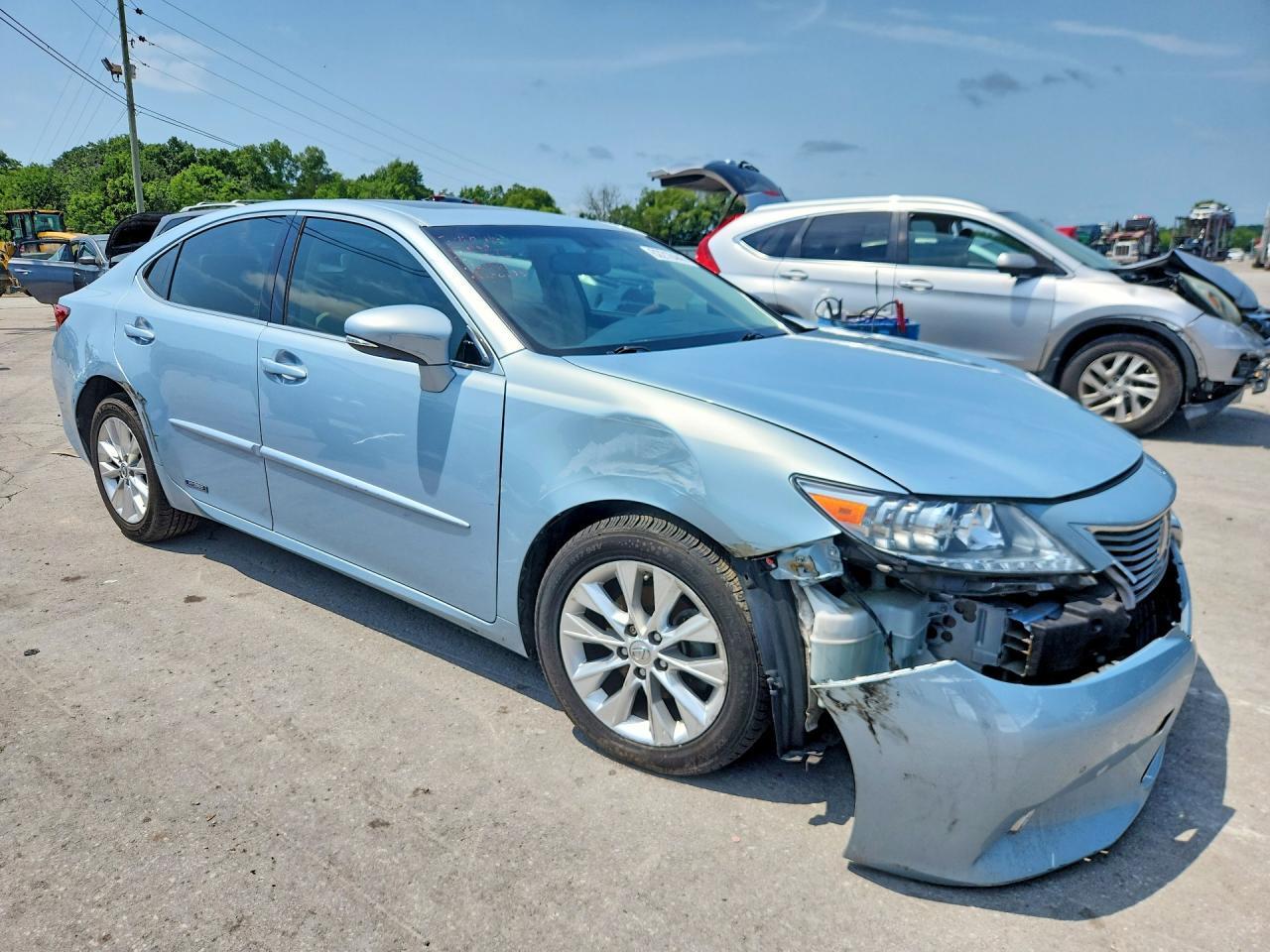 2014 LEXUS ES 300H — Фото 4 из 12