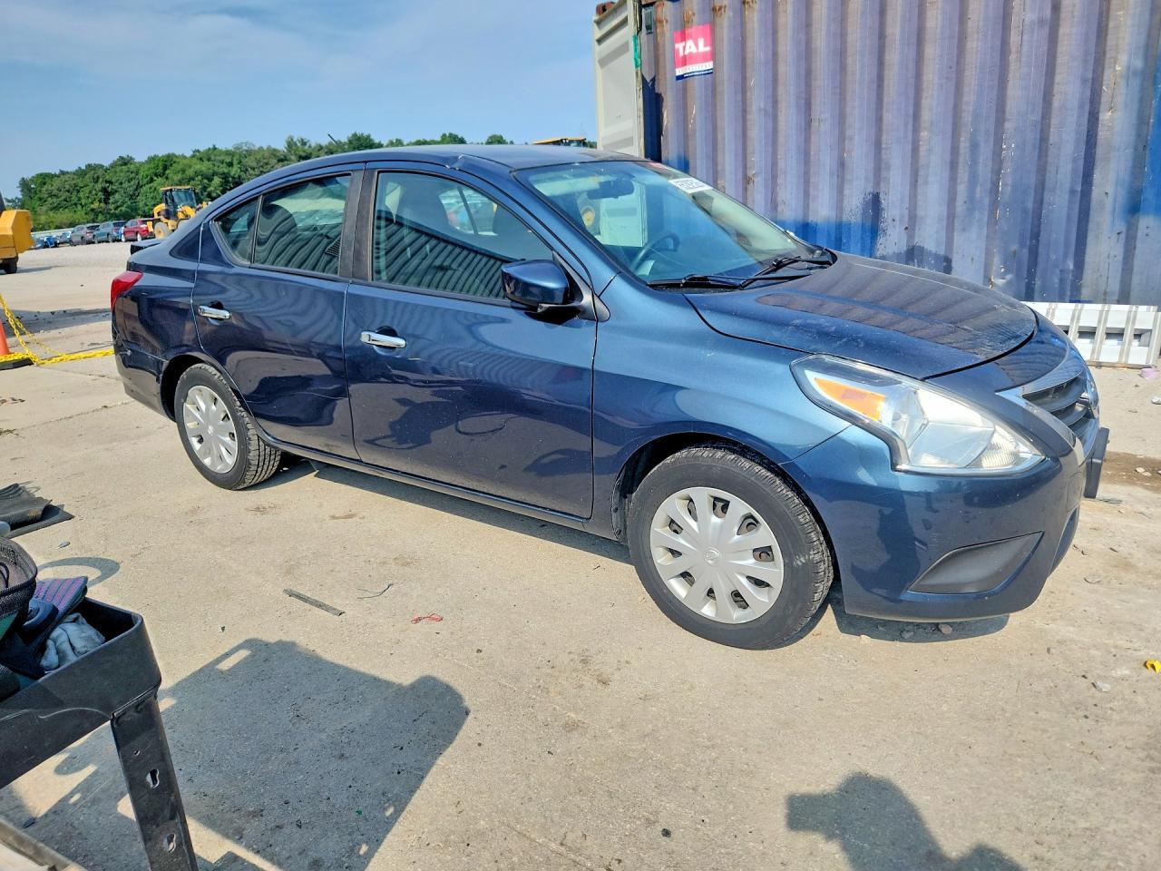 2017 NISSAN VERSA 1.6 SV — Фото 4 из 12