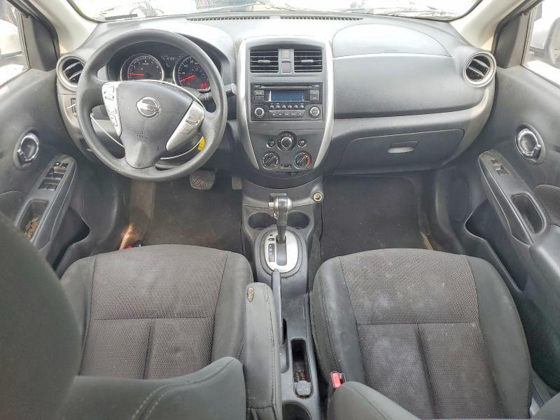 2017 NISSAN VERSA 1.6 SV — Фото 8 из 12