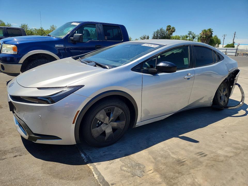 2026 TOYOTA PRIUS PLUG-IN HYBRID JTDACACU0T3062551