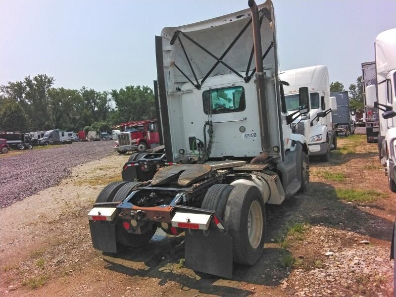 2017 PETERBILT 579 SEMI TRUCK — Фото 3 из 12