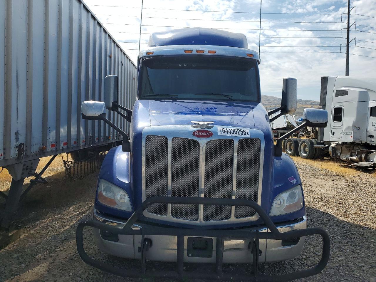 1XPBDP9X4HD363815 2017 PETERBILT 579 photo no. 5