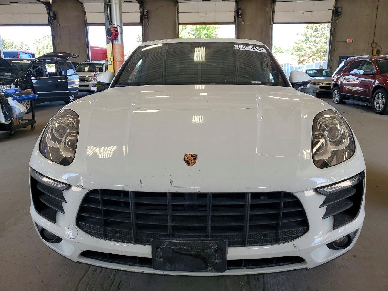 2017 PORSCHE MACAN — Фото 5 из 13