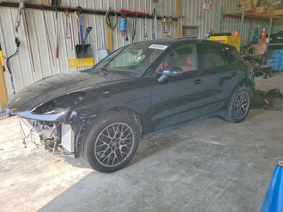 2017 PORSCHE MACAN WP1AB2A54HLB14127