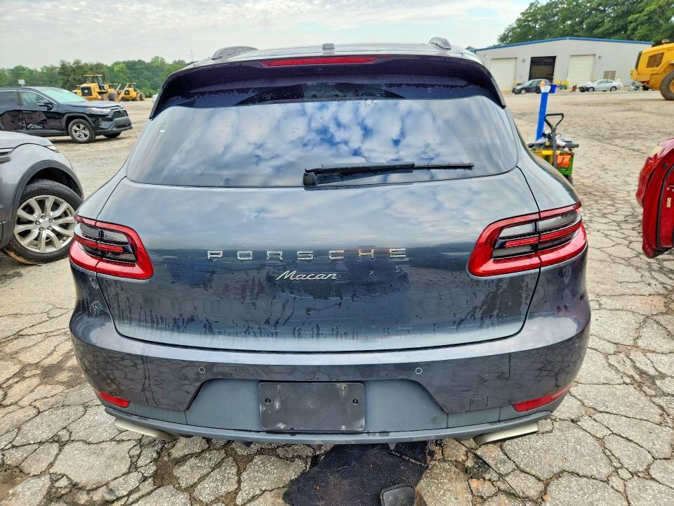 2017 PORSCHE MACAN — Фото 6 из 12